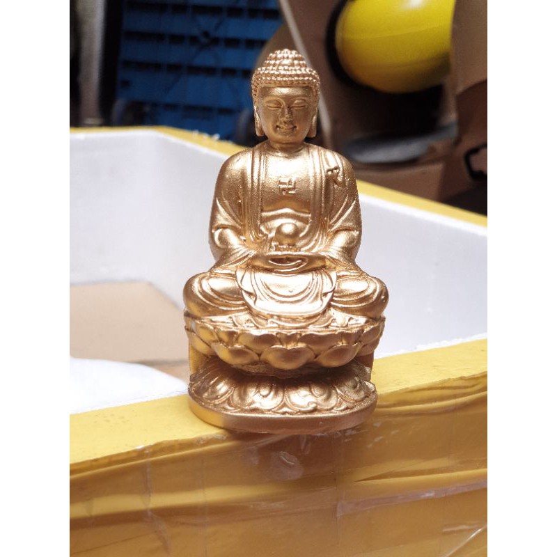 Tượng Phật Di Đà bằng đá