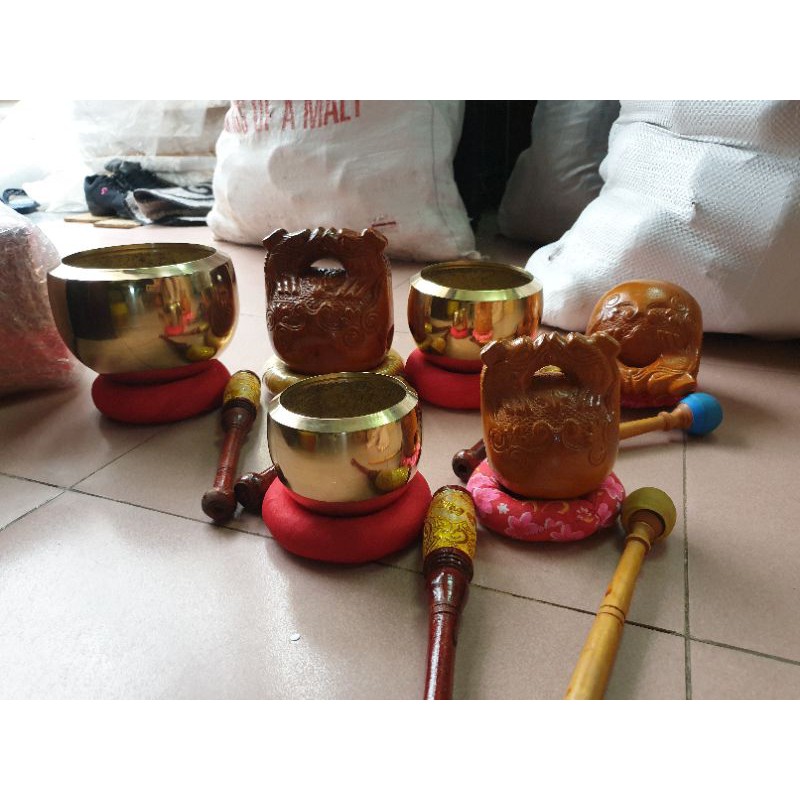 Combo bộ chuông VN tặng dùi gấm Huế, mõ rồng mít lõi tặng bọc cao su đk 9cm đến14cm