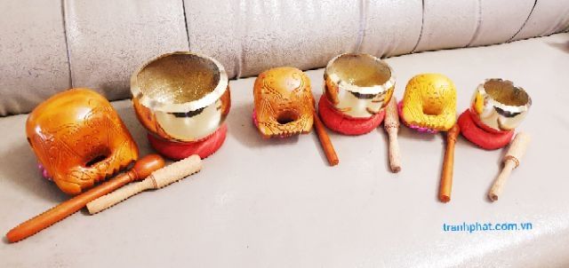 Bộ chuông mõ mít lõi đường kính 9cm tặng đế dùi